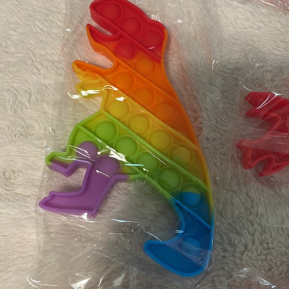 Dinosaur sensory pop it’s - Picture 2 of 9